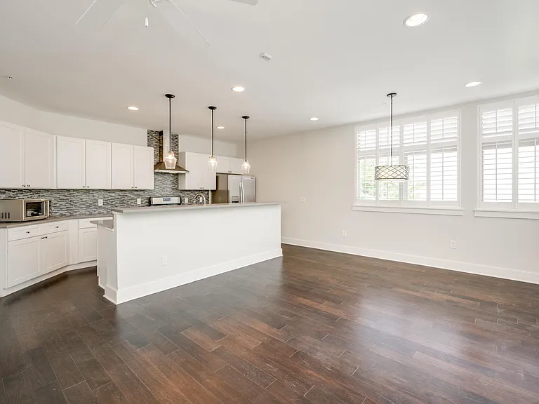 908 Nueces St #12 — Photo 6