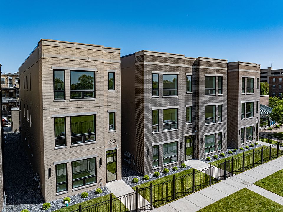1st image of 408 E 50th Pl #1E