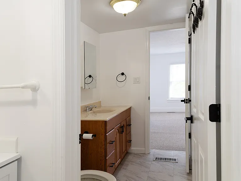 351 Ferry St — Photo 19