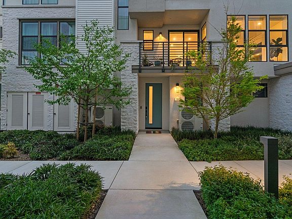 3rd image of 2900 Sanor Pl #104