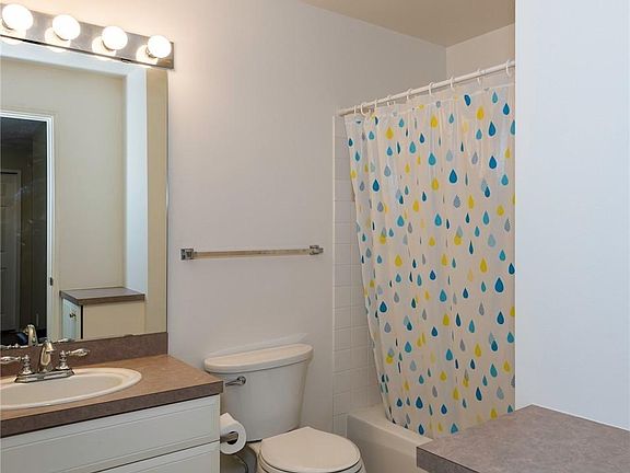 4th image of 6531 200th St SW APT 202