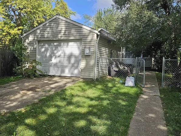 2819 W Seibold St, Peoria, IL 61605