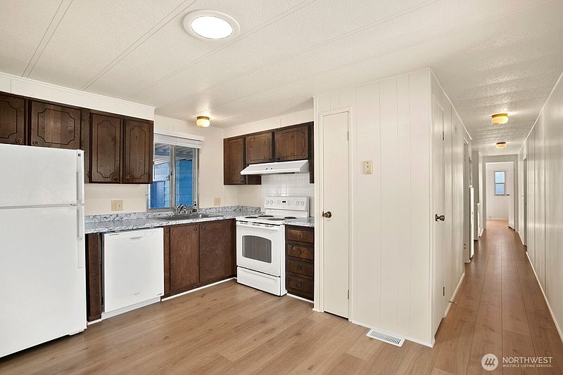 5th image of 1121 244th Street SW #42