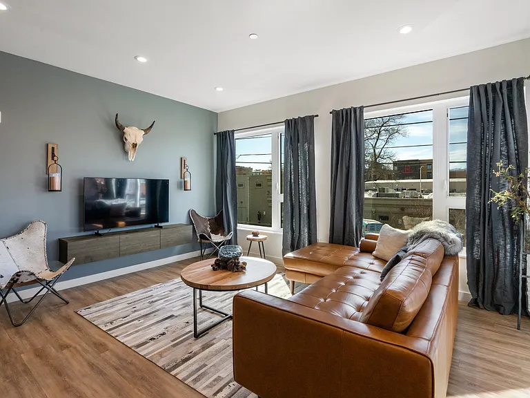 116 N Bozeman Ave #203 — Photo 7