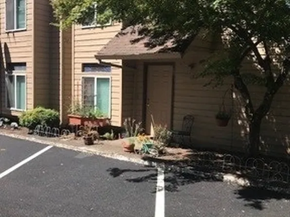 Evergreen Village, 2019 NE McDonald Ln #7fe63801e, McMinnville, OR 97128