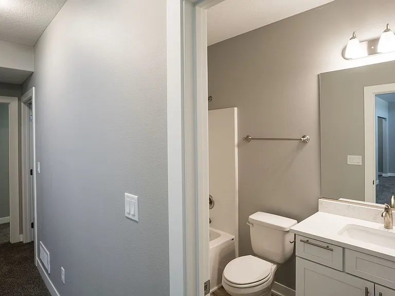 695 SE Tallgrass Ln — Photo 17