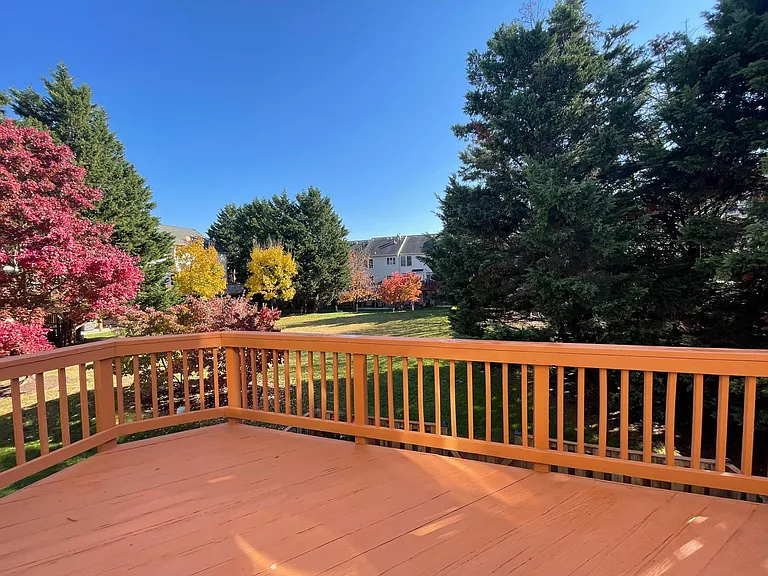 10136 Treble Ct — Photo 2
