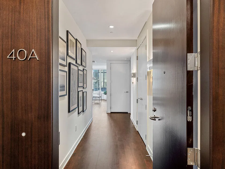 301 Mission St #40A