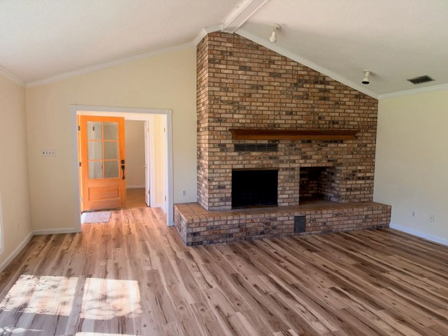 3/2 Waterfront Dog River Home — Photo 3