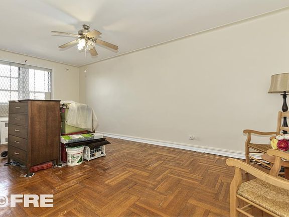 4th image of 3626 Kings Hwy APT 5M