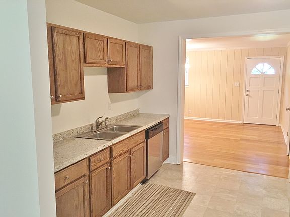 4th image of 5509 Avenue N