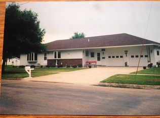 201 S Main St, Greene, IA 50636