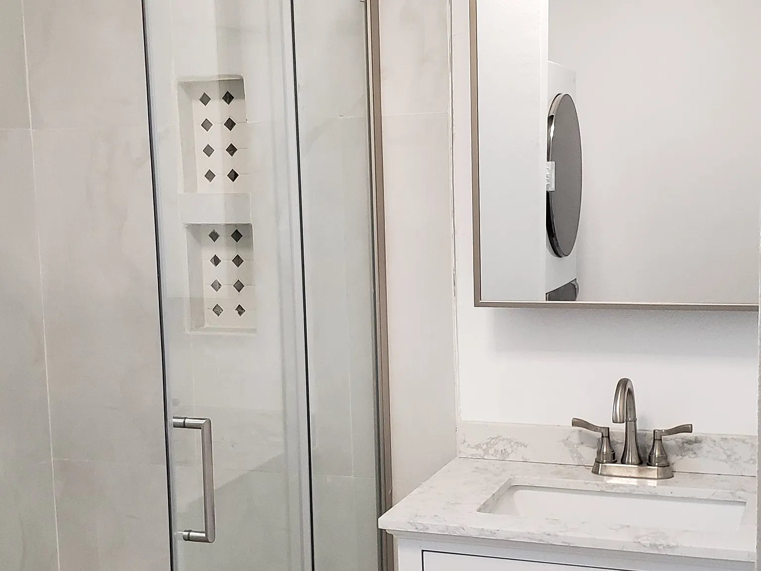 1 bed, 393 sqft, $2,250 — Photo 3