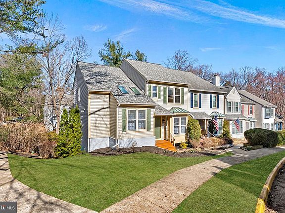 4th image of 8228 Maple Ridge Ave