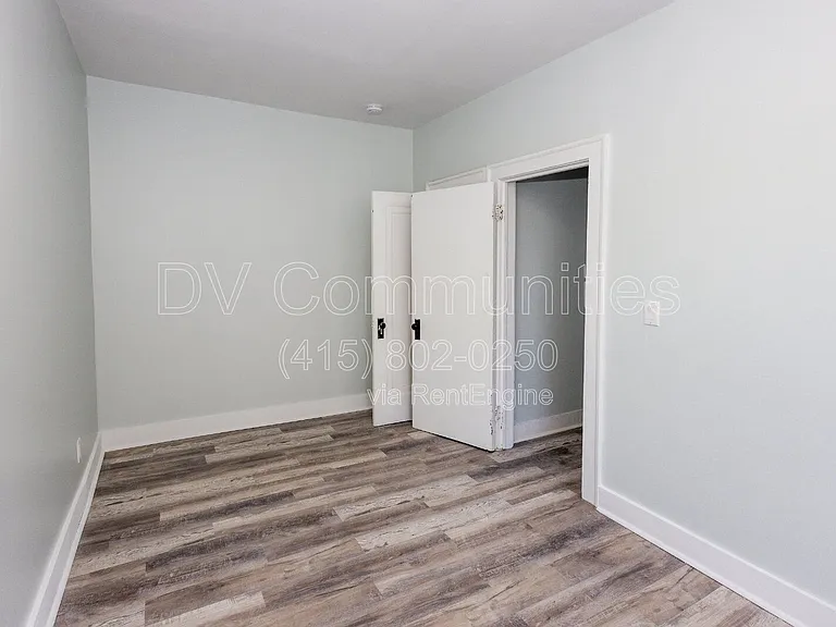 3296 E 149th St #10 — Photo 10