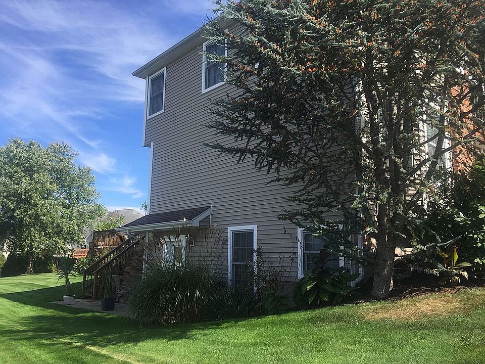 74 Barn Hill Ln, Newington, CT 06111 Zillow