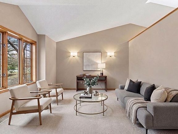 5th image of 1110 Partridge Ln
