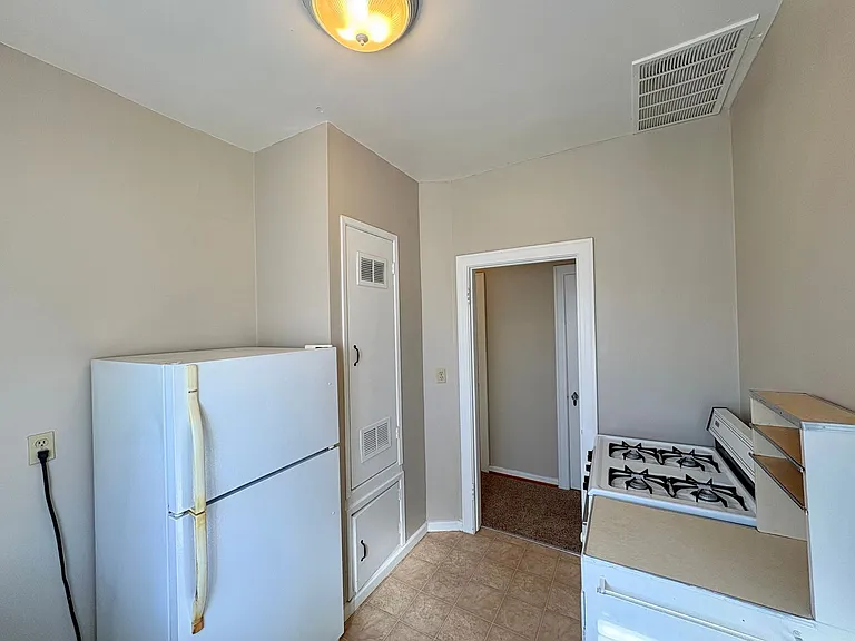 3820 Arizona Street — Photo 6