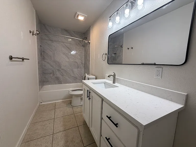 560 Wickford Way — Photo 30
