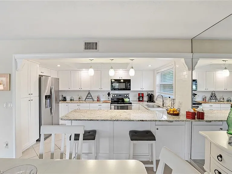 84 Georgetown Blvd #84 — Photo 7