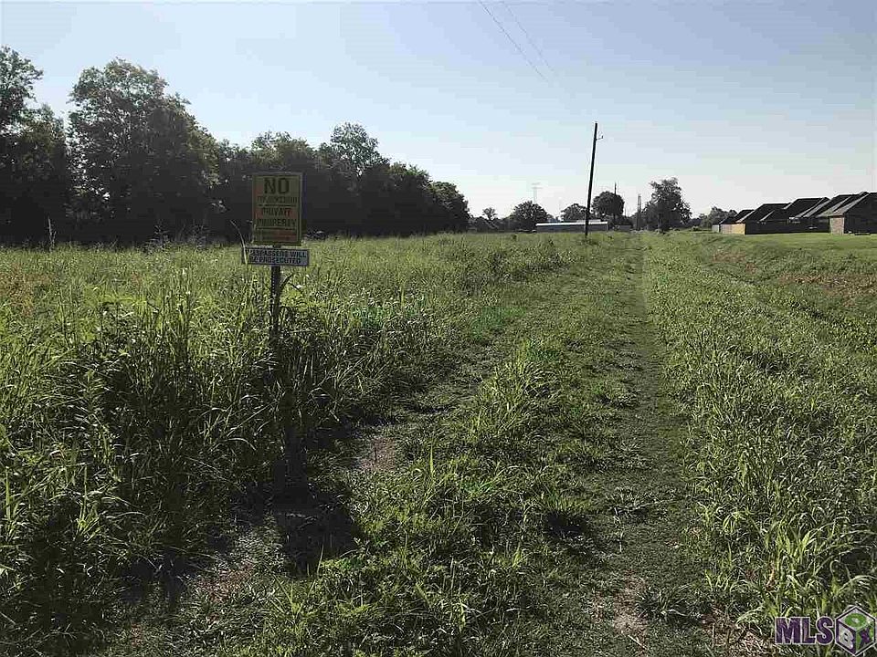 1st image of 3824 Borruano Acres