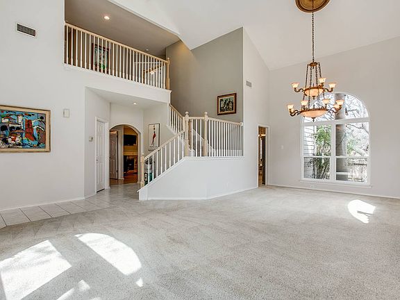 5th image of 15339 Antler Creek Dr