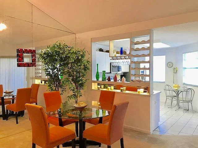2 bed, 2.0 bath, 1126 sqft, $3,650 — Photo 2