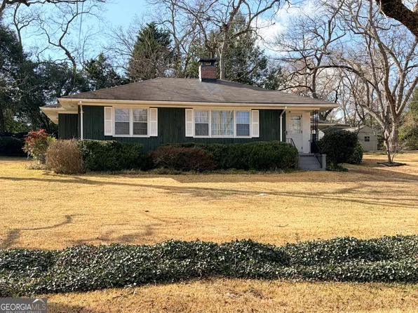 1104 Park Cir NW, Conyers, GA 30012
