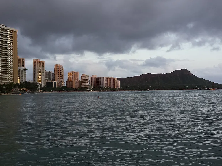 1910 Ala Moana Blvd #13A — Photo 42