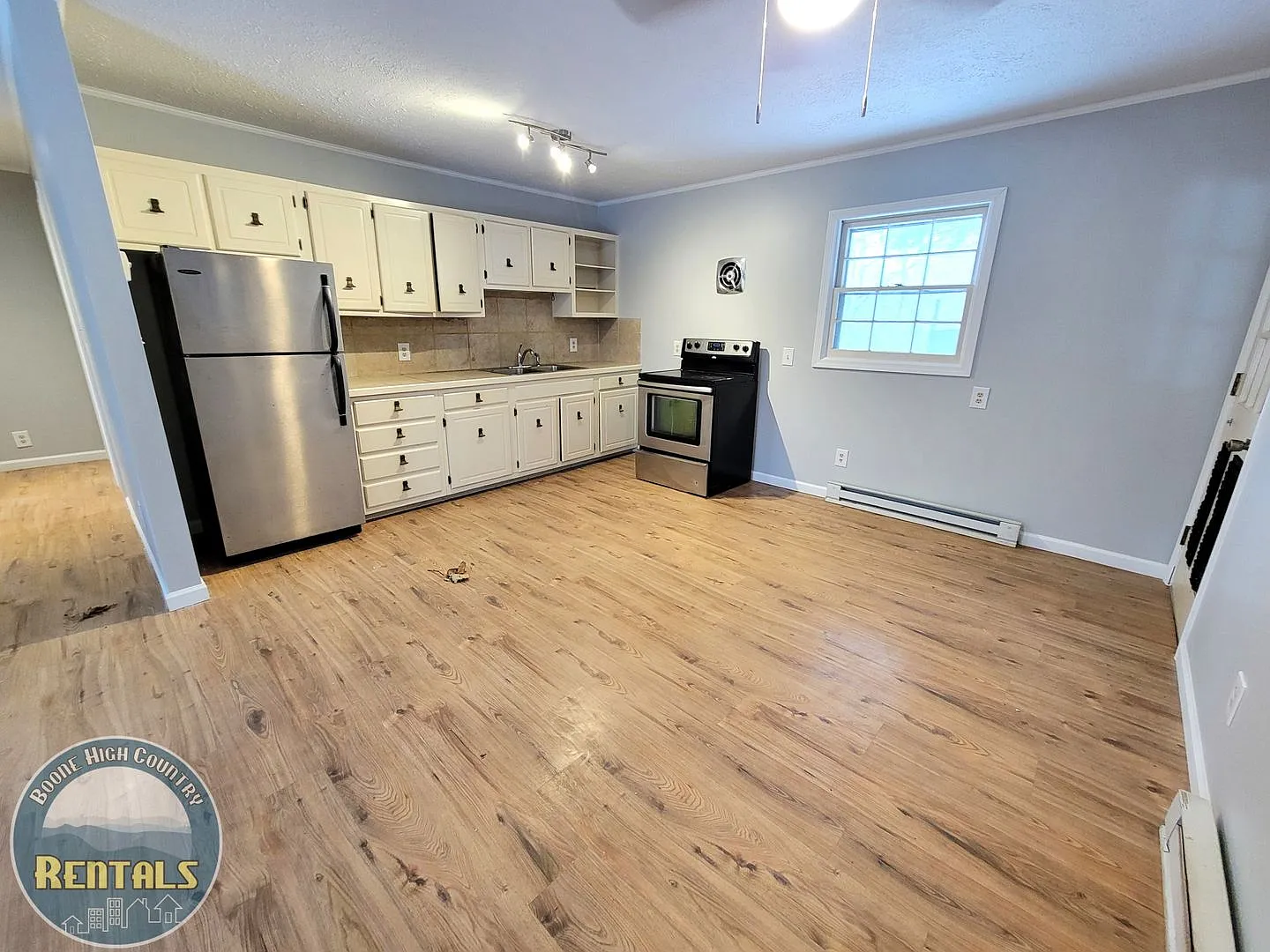 2 Bedroom Home in Boone — Photo 4