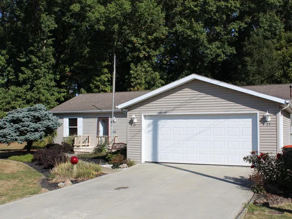 27 Lynnwood Dr, Hebron, OH 43025