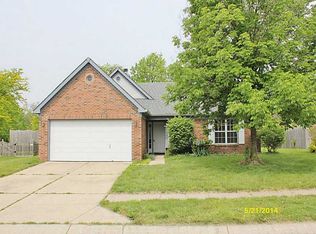 10949 Gate Cir, Fishers, IN 46038