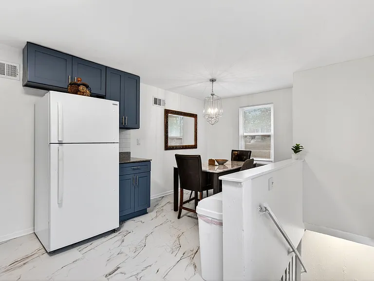 9009 Gedde Ave — Photo 17