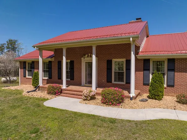 1244 Beaver Pond Rd, Nathalie, VA 24577