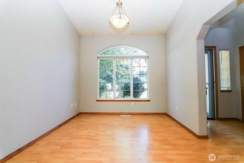 5th image of 13212 162nd Street Ct E