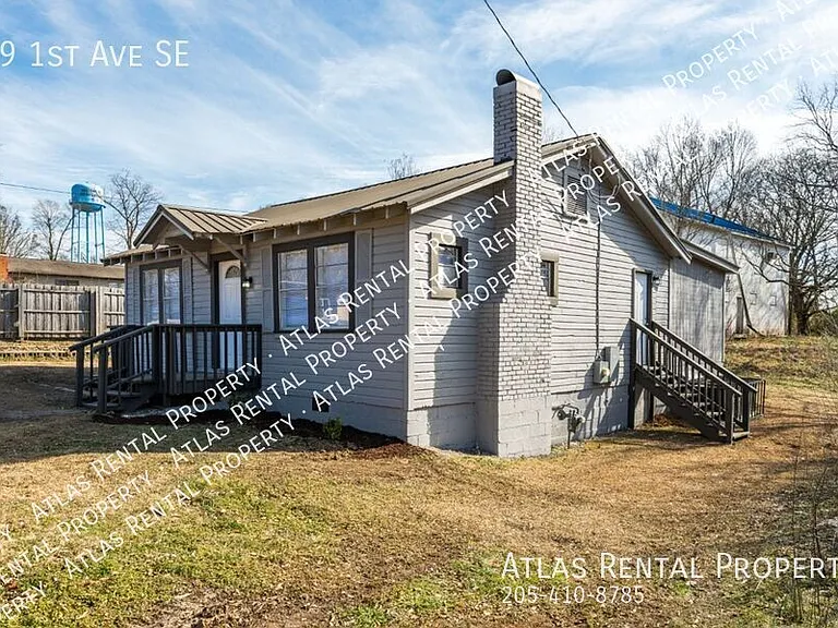 49 1st Ave SE — Photo 3