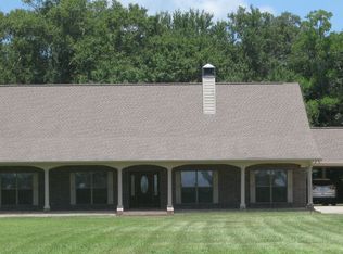 10570 E Hamshire Rd, Hamshire, TX 77622