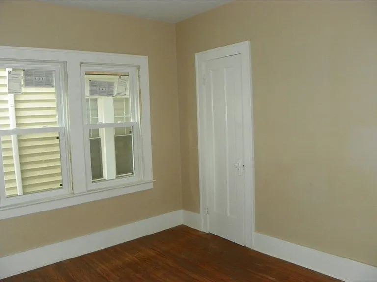 45-47 Werner Park #45 — Photo 10