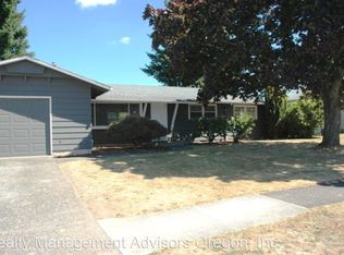 1818 SE 100th Ave, Portland, OR 97216
