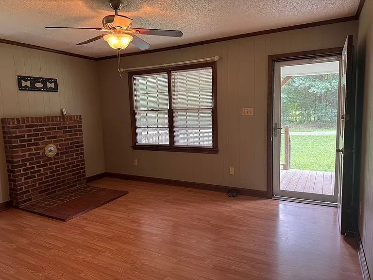 5585 Doc Hayworth Rd — Photo 4