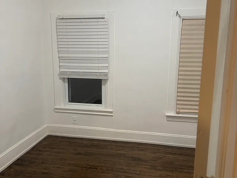 998 Bush Ave #2 — Photo 5