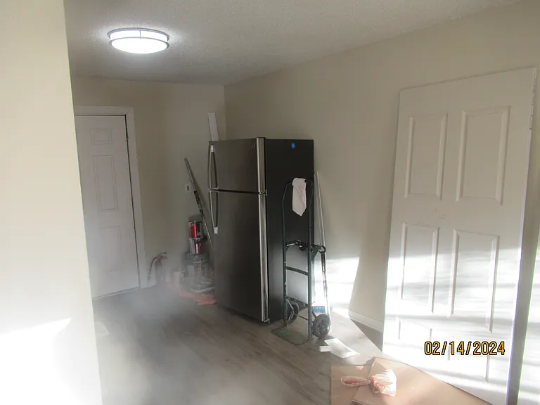 2102 W Beach St #B — Photo 1