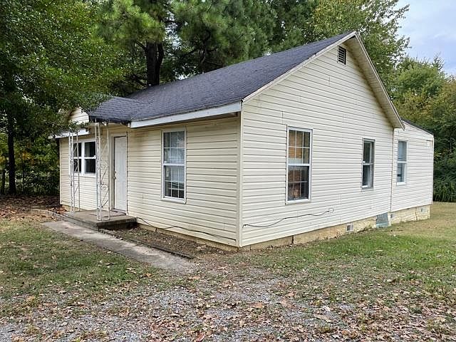 1st image of 521 Mae Ave