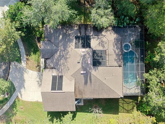 4th image of 8849 Alafia Cove Dr