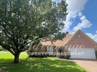 5395 Ragan Ridge Dr, Memphis, TN 38141