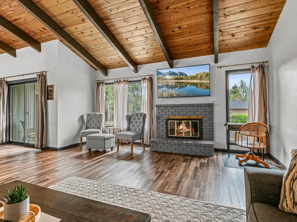 1418 Appleton Cir, Medford, OR 97504