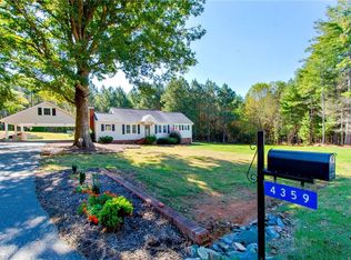 4359 Golden Meadow Rd, Asheboro, NC 27205