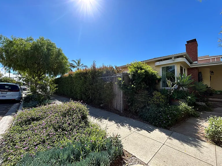2190 Oregon Ave — Photo 46