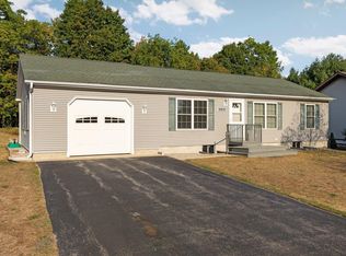 10810 S Blue Ridge Ln, Traverse City, MI 49684