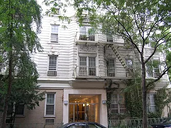 55 Perry Street in West Village